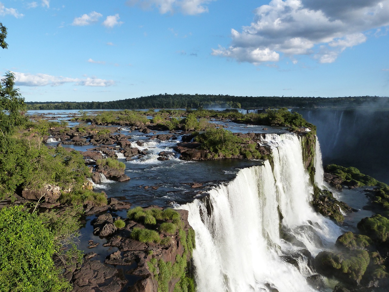 5 Lugares Incríveis para se Conhecer no Paraná